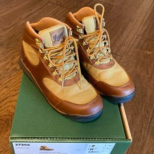 Danner women’s Jag hiking boot - new brown/khaki